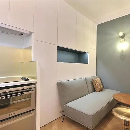 A Appartement *